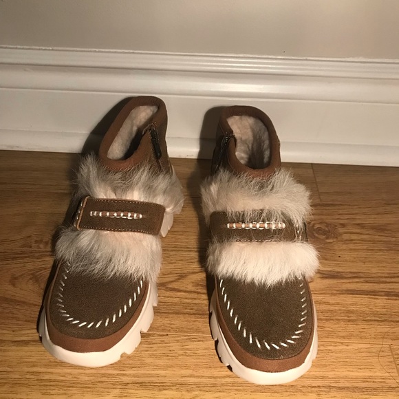 UGG booties for sale, size 35 - Picture 3 of 5